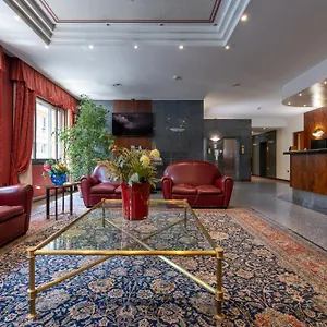 Hotel Crivi's